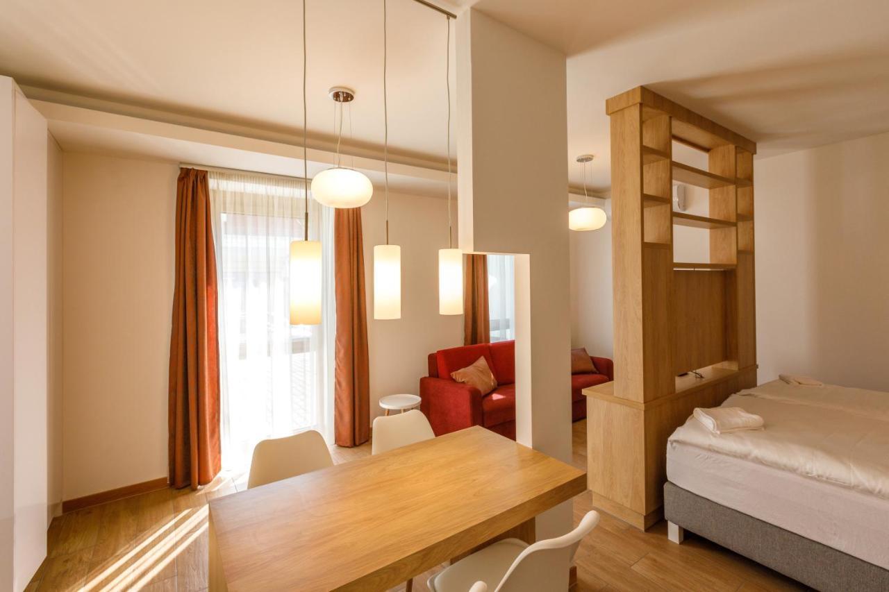 La Bella Centrum Apartmanok Piros/Sarga Hévíz Esterno foto